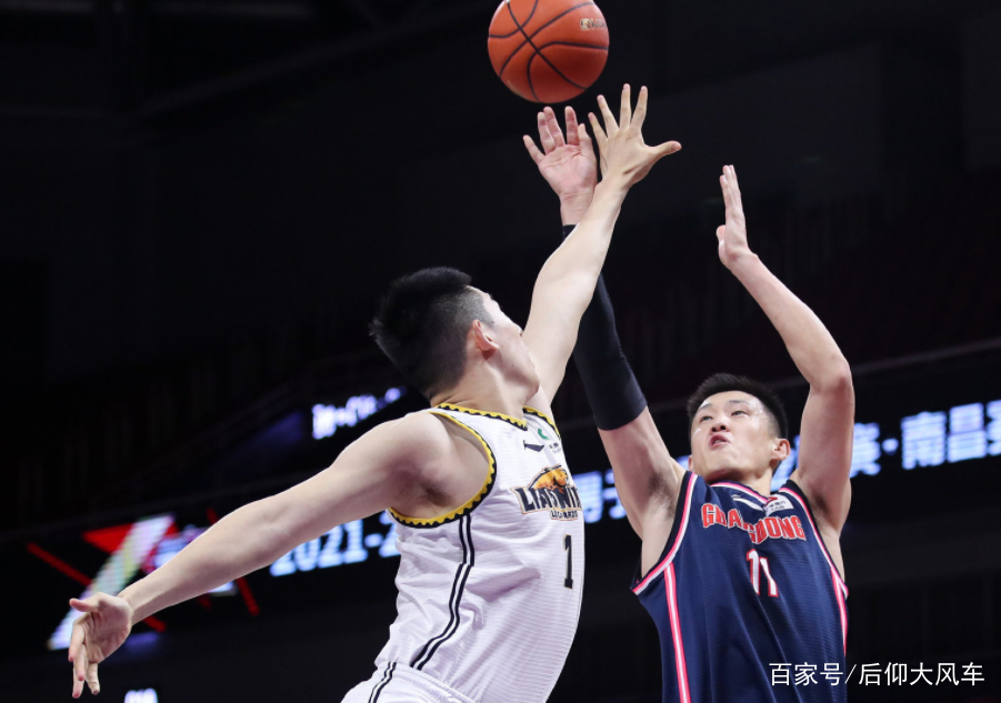 费内巴切决赛血战广州队,赵继伟砍下45记关键球,全场沸腾的简单介绍